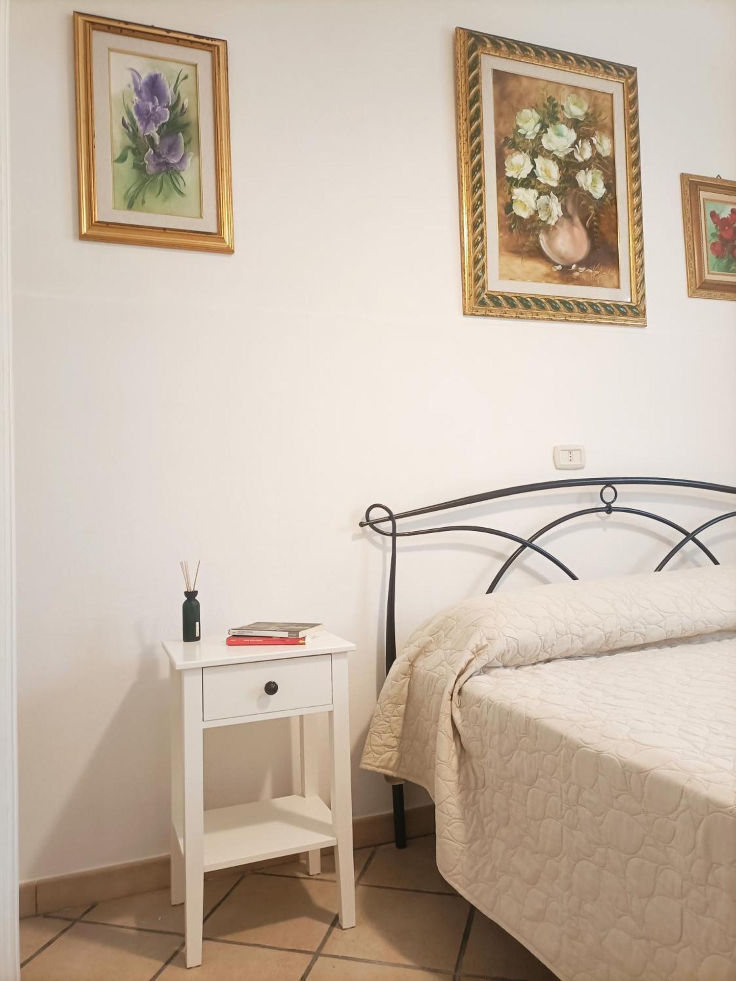 Bright Port View Apartment- Free Parking Cagliari Eksteriør bilde