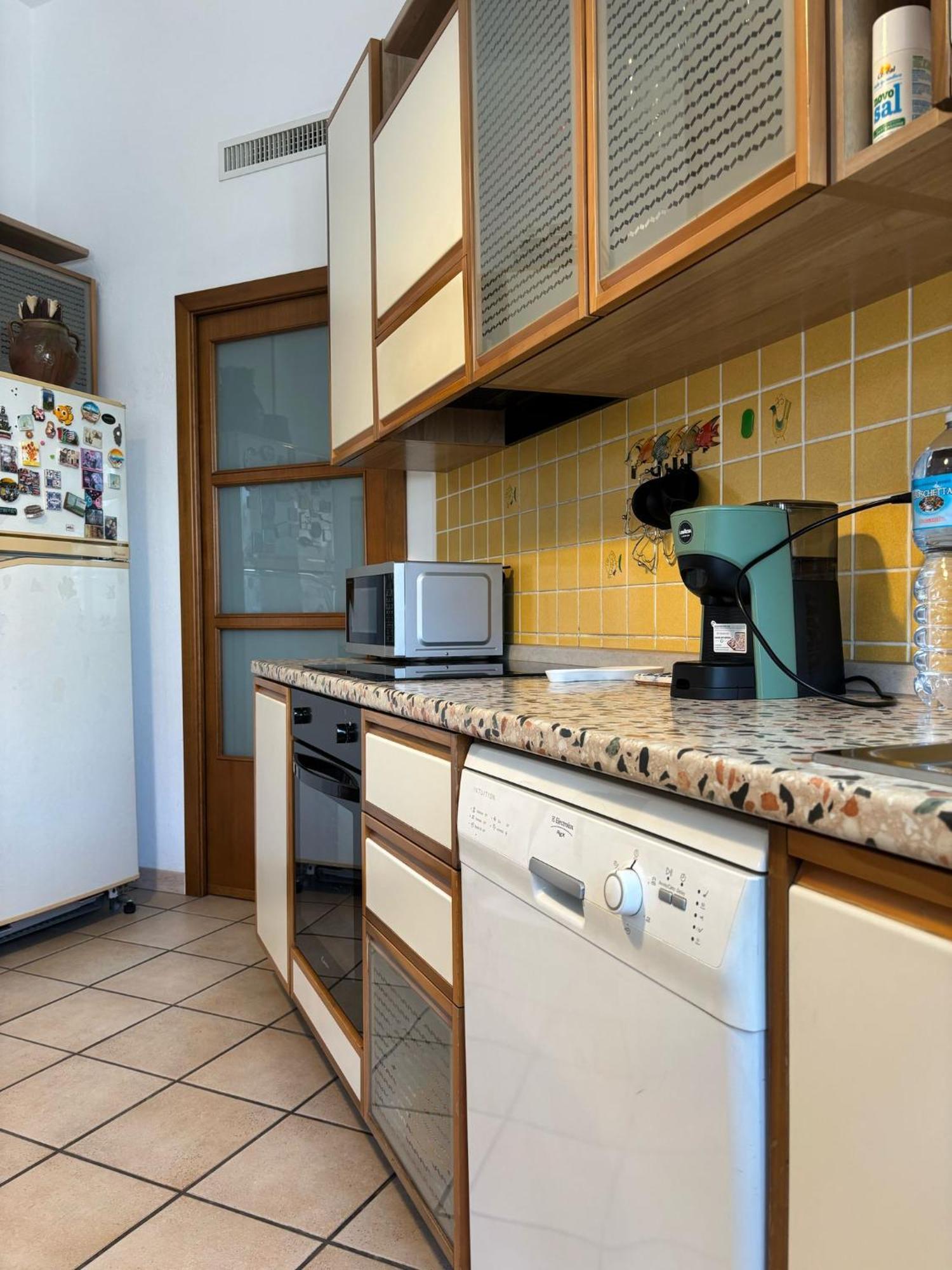 Bright Port View Apartment- Free Parking Cagliari Eksteriør bilde